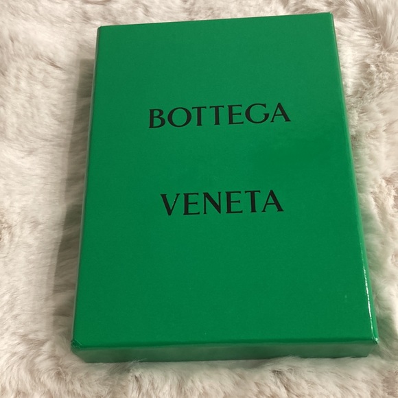 BOTTEGA VENETA | Authentic Small Empty Box - Picture 4 of 9